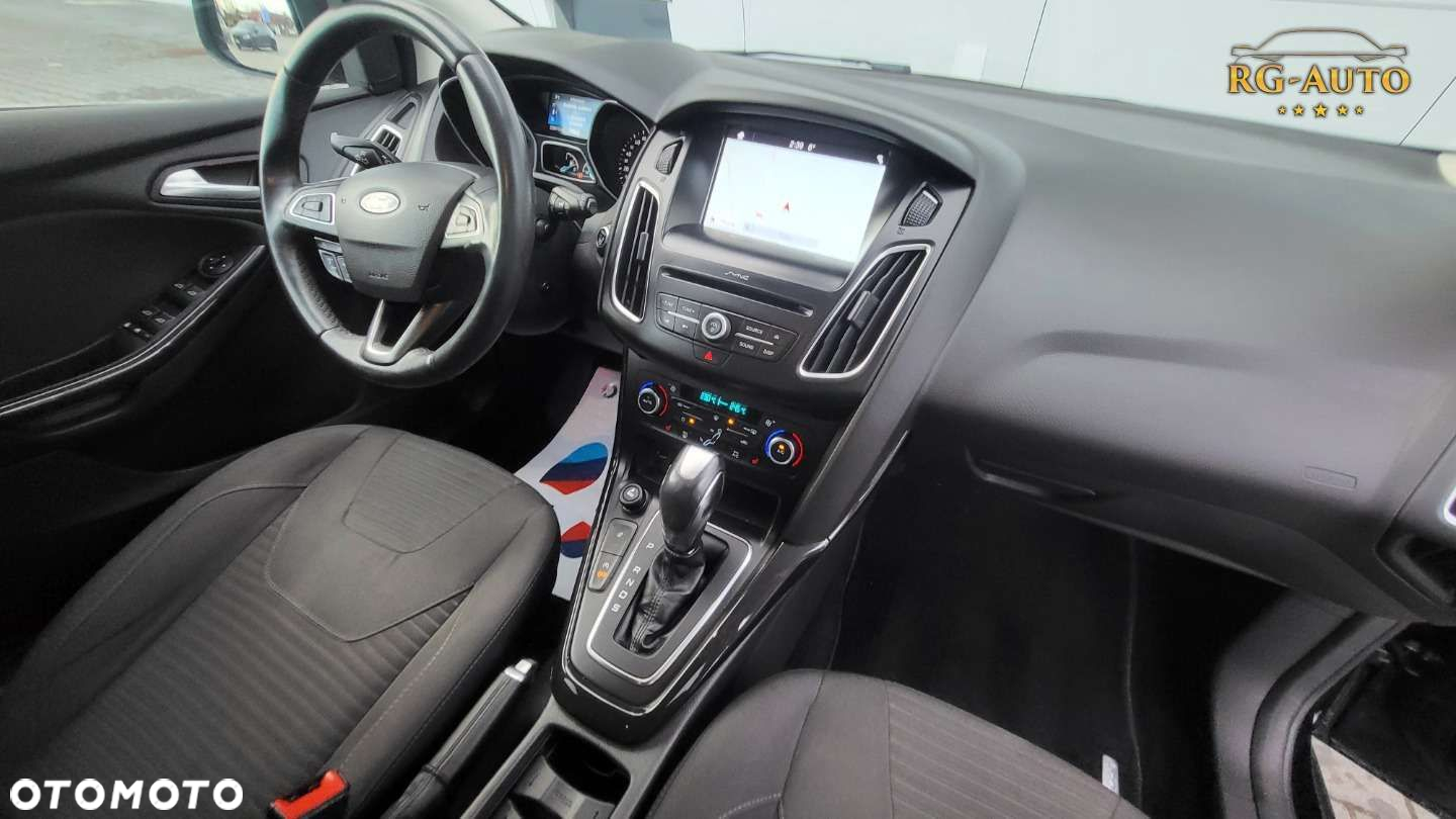 Ford Focus - 24