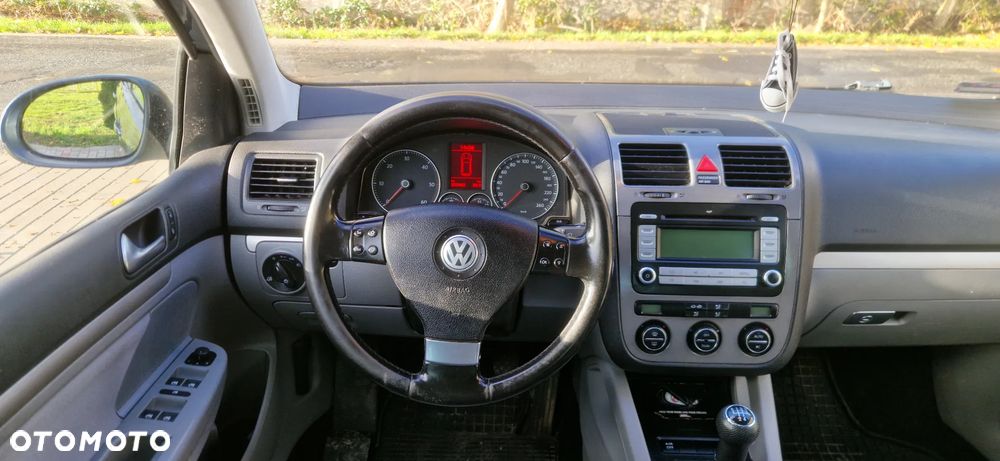 Volkswagen Golf - 12