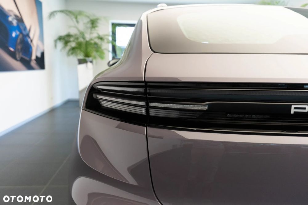 Porsche Macan - 35
