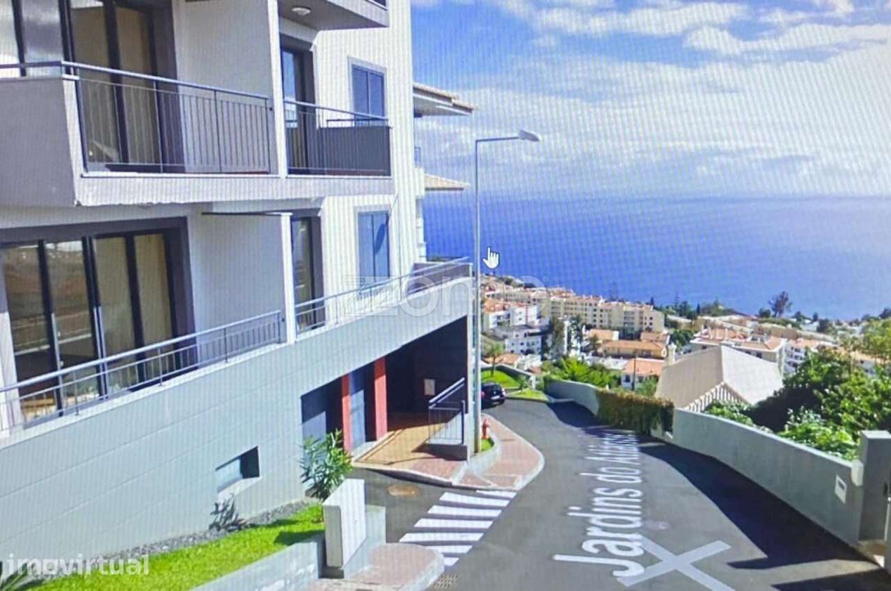 Garagem/estacionamento - Grande imagem: 2/2
