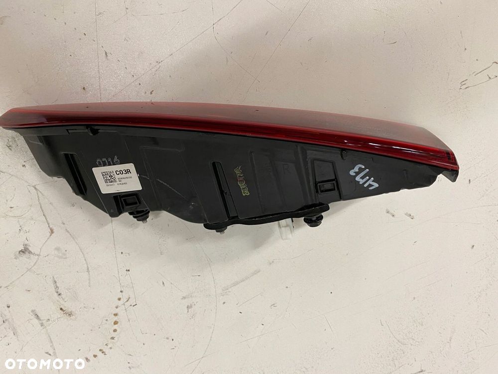 HYUNDAI KONA LAMPA LED PRAWA TYŁ TYLNA W KLAPE - 4