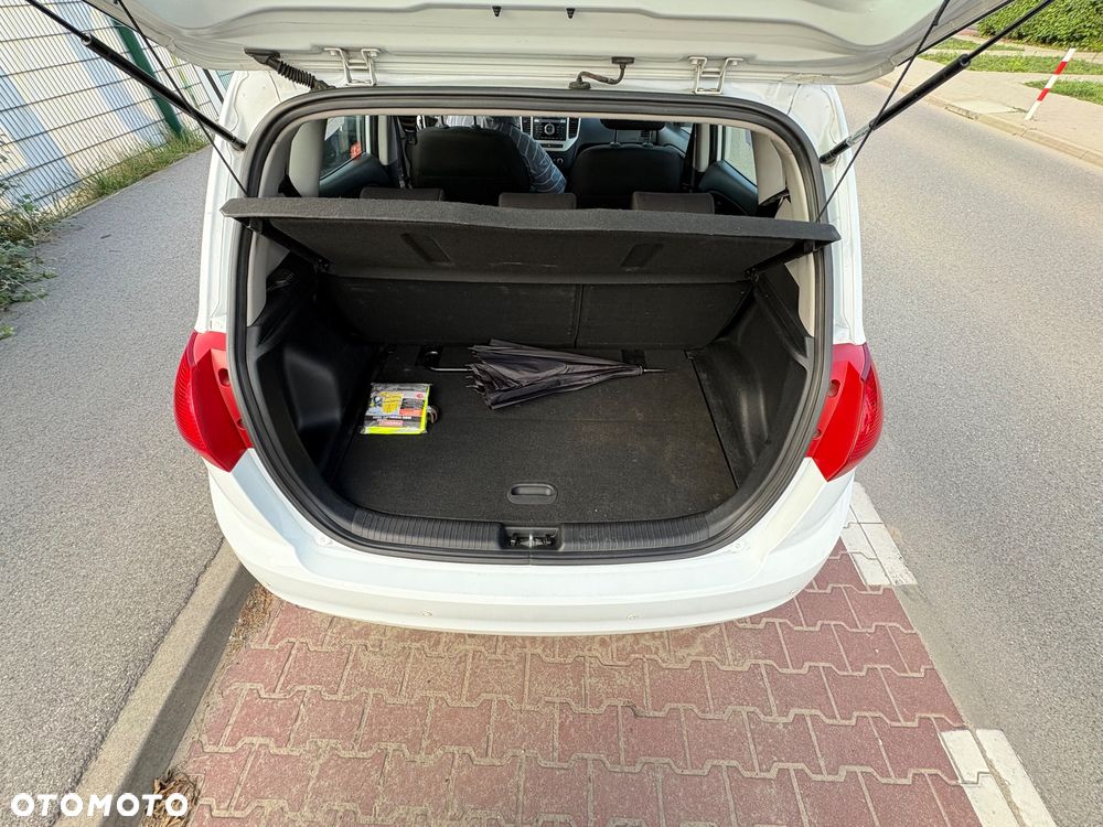 Kia Venga 1.4 M - 10