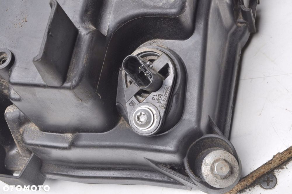 MINI F56 1.5 12V POKRYWA ZAWORÓW 8631744 - 6