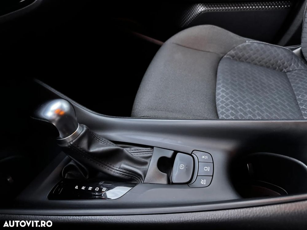 Toyota C-HR Business-Edition - 30