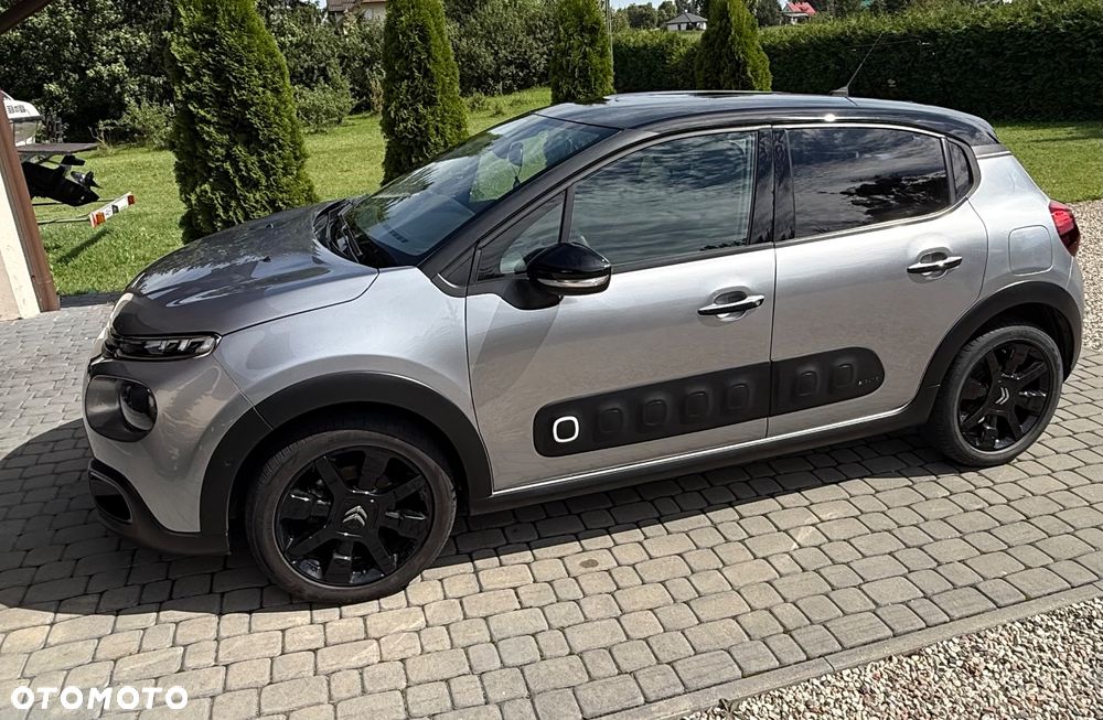 Citroën C3 1.2 PureTech Shine - 2