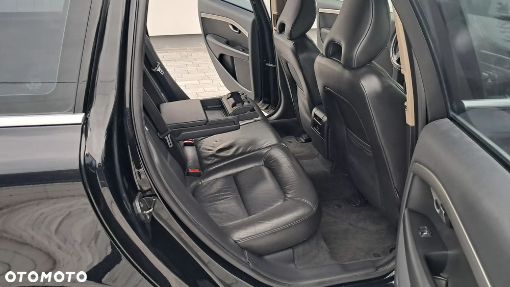 Volvo V70 2.0D Summum - 16