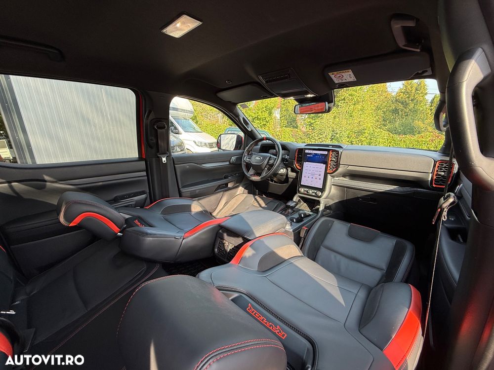 Ford Raptor - 26