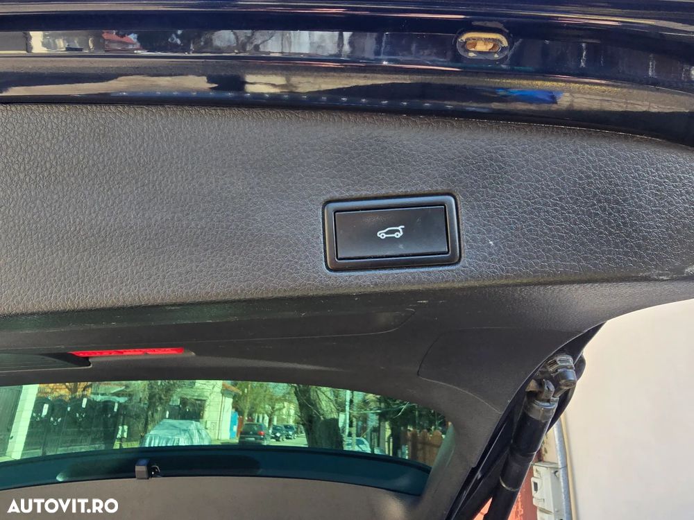 Volkswagen Touareg V6 TDI BMT Supreme Plus - 27