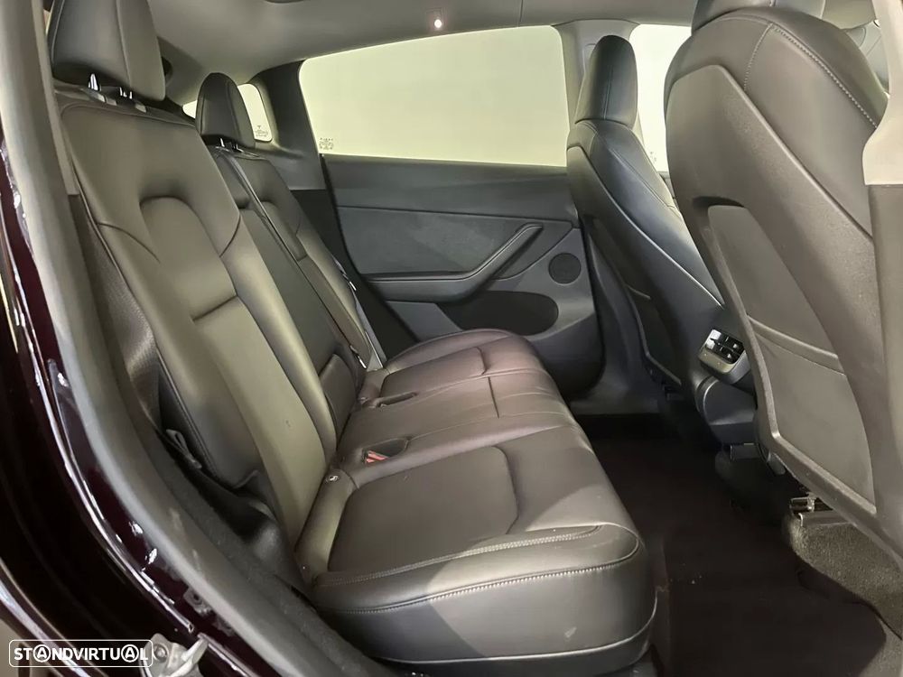 Tesla Model Y Long Range Tração Integral - 33
