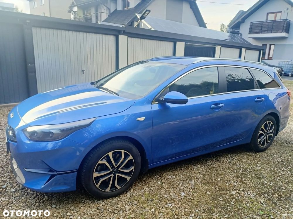 Kia Ceed - 4
