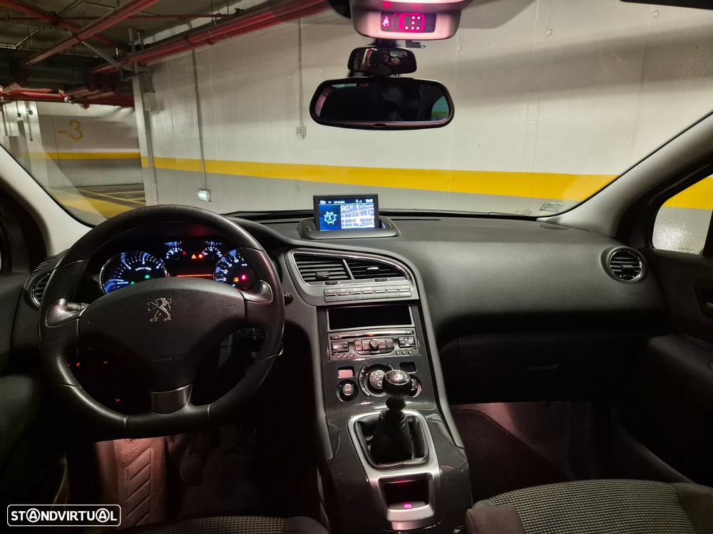 Peugeot 5008 1.6 HDi 7L Allure - 31