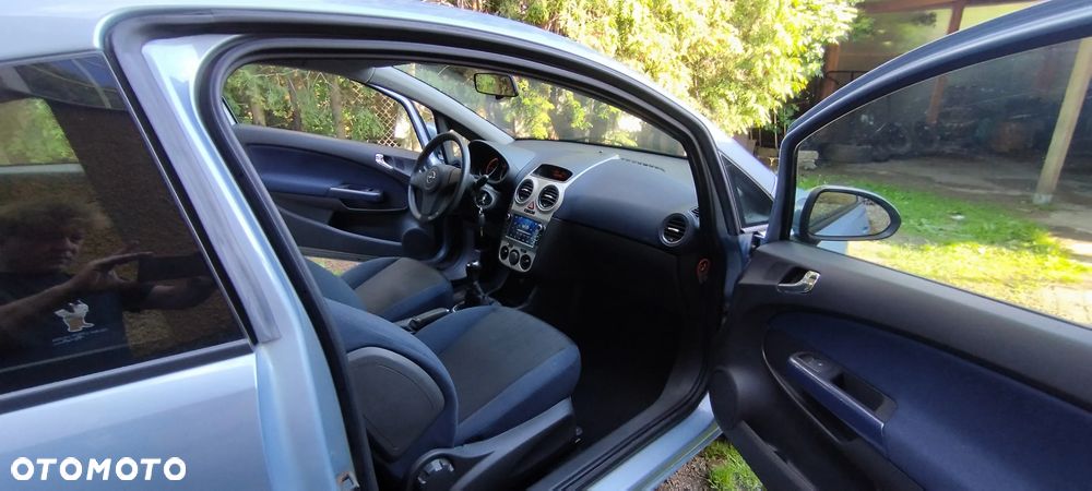 Opel Corsa - 14