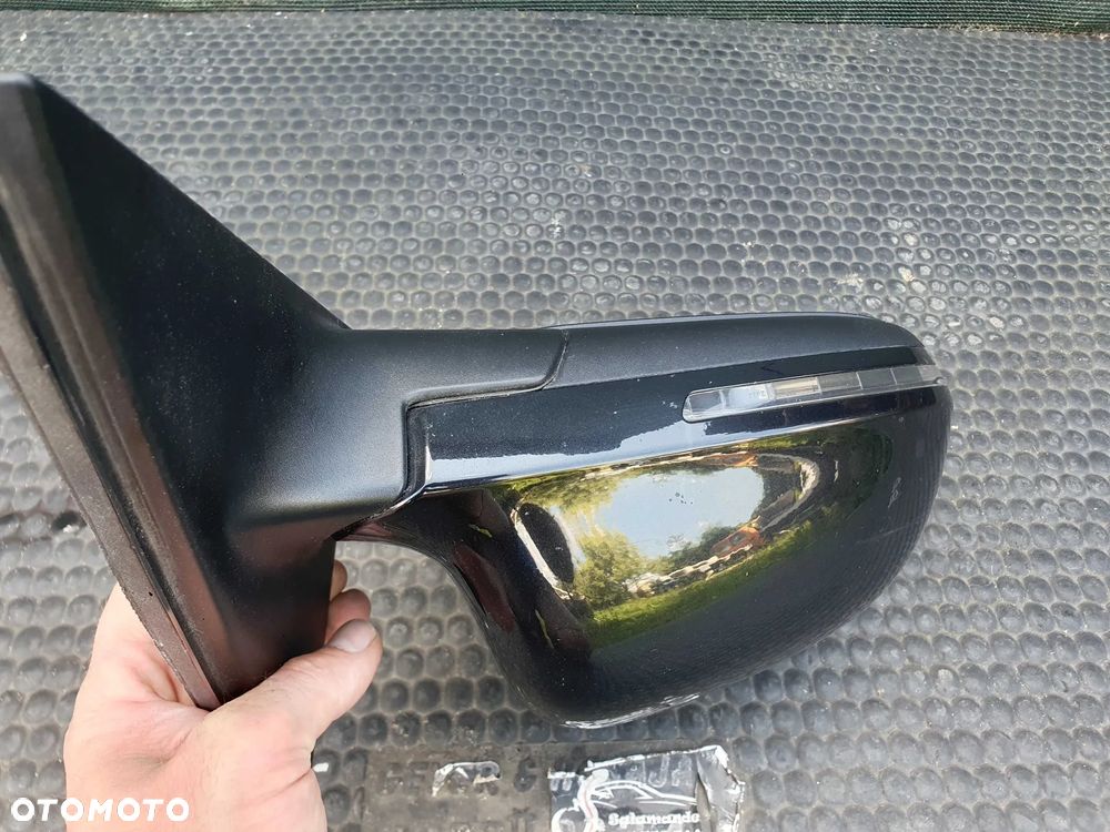 Lusterko Zewnetrzne Prawe LZ9Y 6 pin Czarne UK Angielskie AUDI A4 B8 - 8