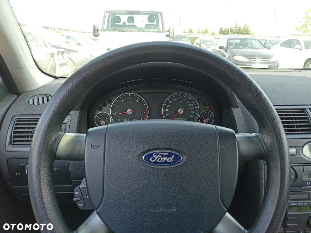 Ford Mondeo - 9
