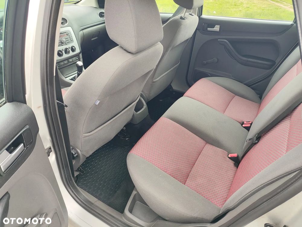 Ford Focus 1.6 TDCi Trend - 13