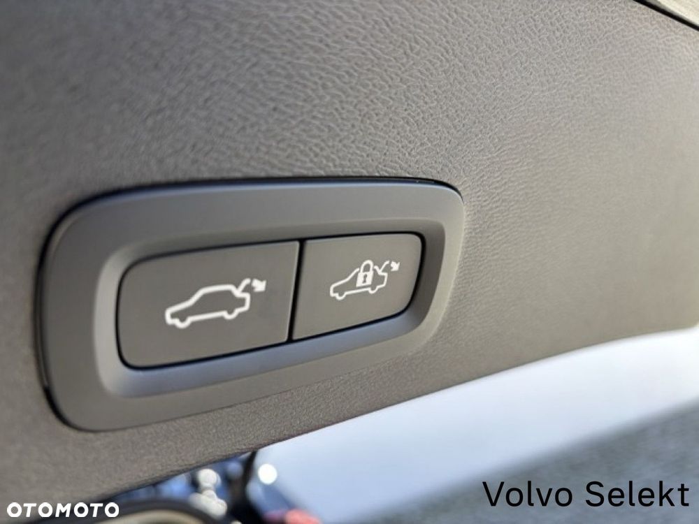 Volvo XC 40 - 23