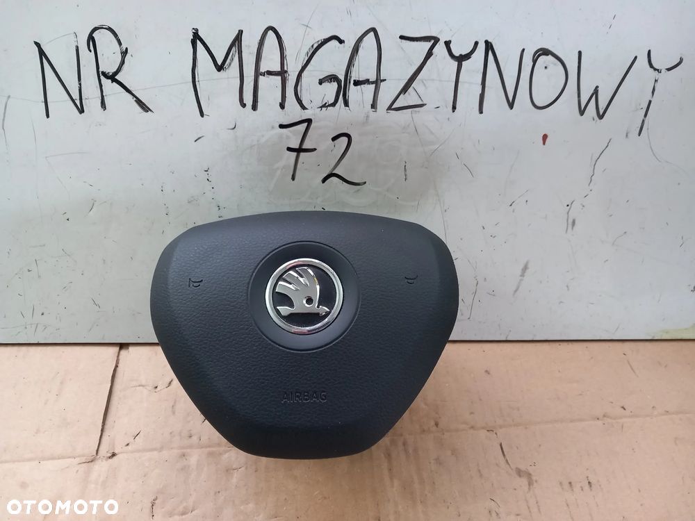 PODUSZKA AIRBAG KIEROWCY SKODA OCTAVIA III 5E0880201A - 1