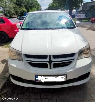 Dodge Grand Caravan - 2