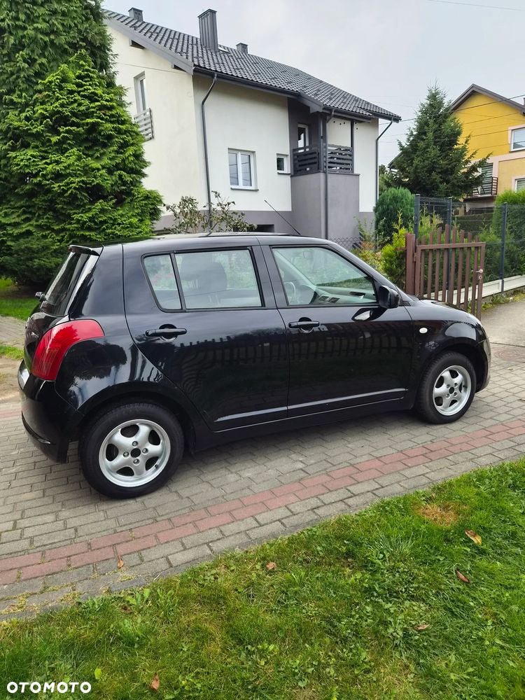Suzuki Swift - 6