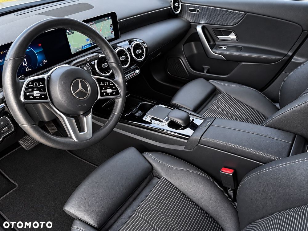 Mercedes-Benz Klasa A 200 7G-DCT Progressive - 5