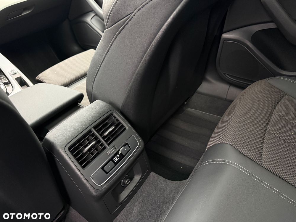 Audi A4 Avant 40 TDI mHEV S Line S tronic - 9