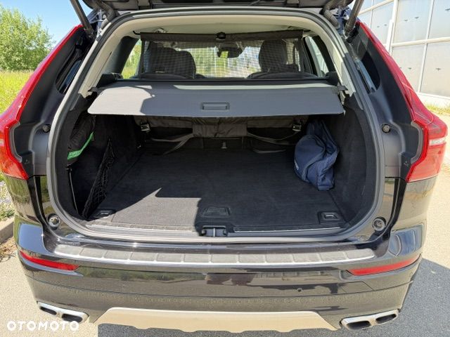Volvo XC 60 T5 Momentum Pro - 20