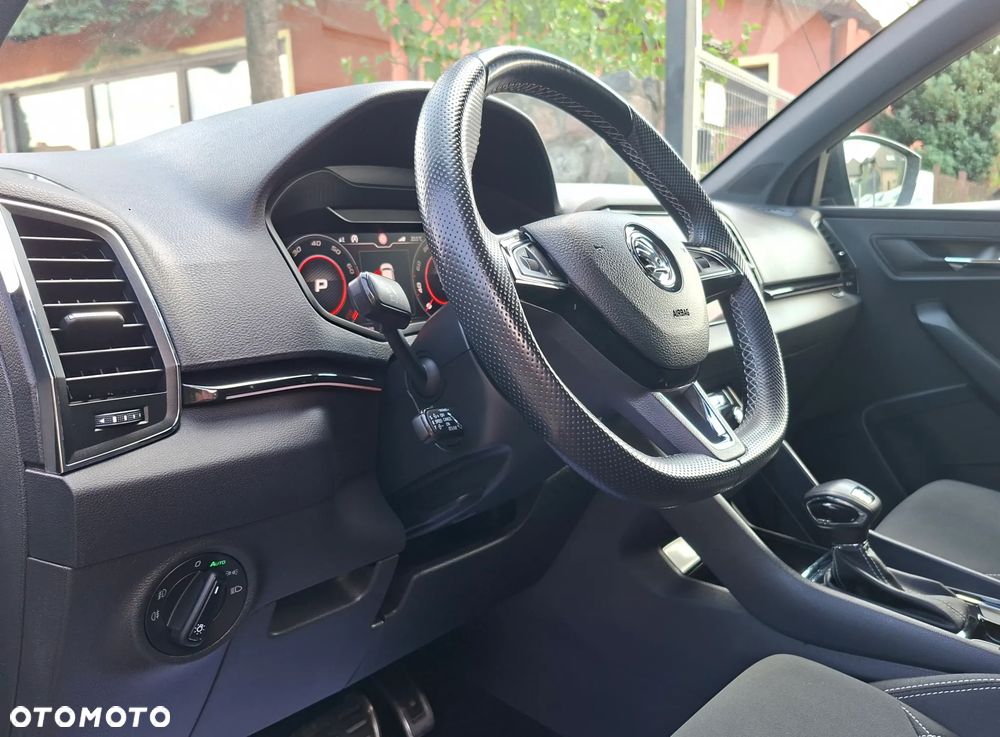 Skoda Karoq 2.0 TSI 4x4 DSG Sportline - 32