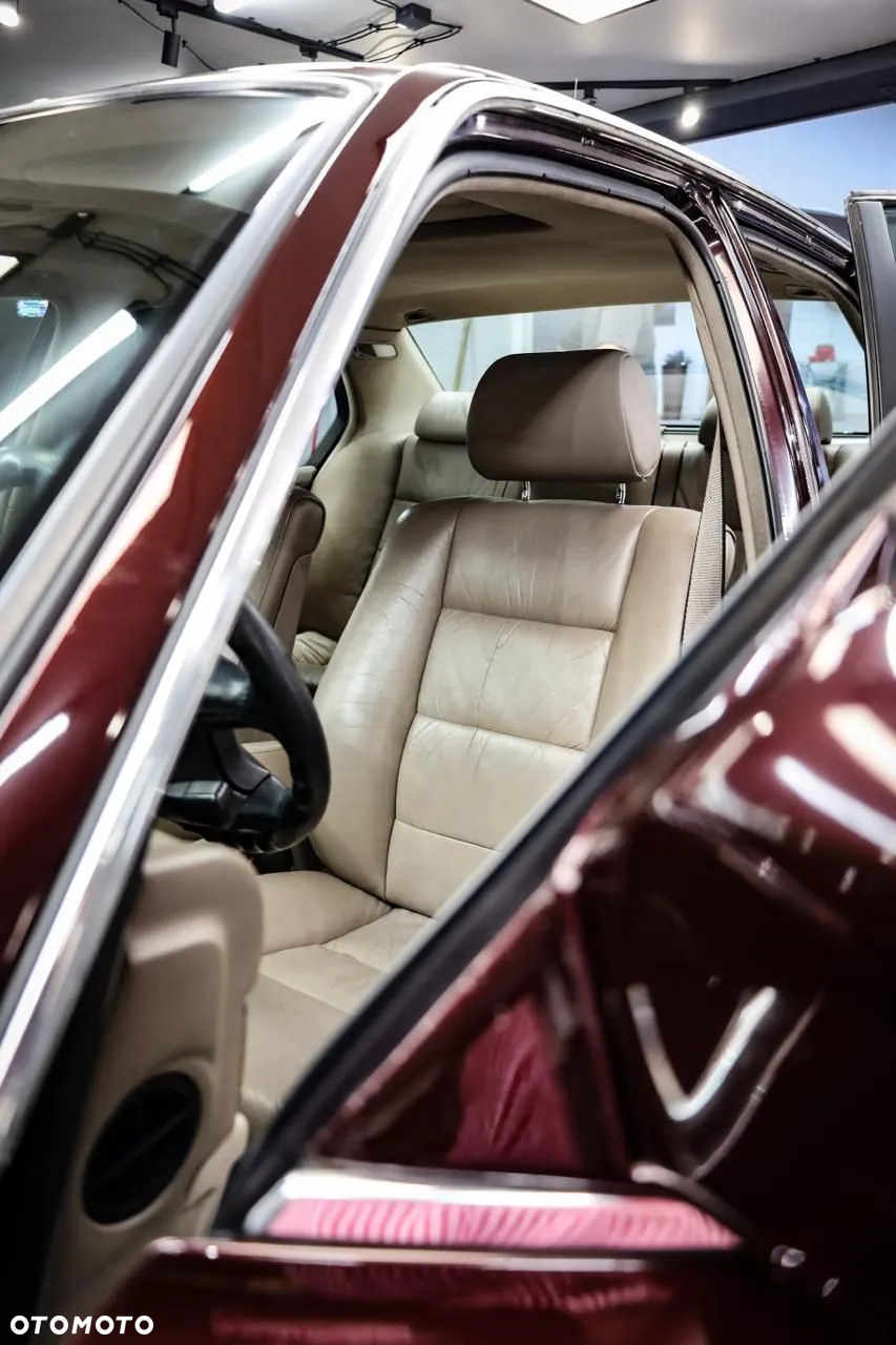 BMW Seria 7 - 25