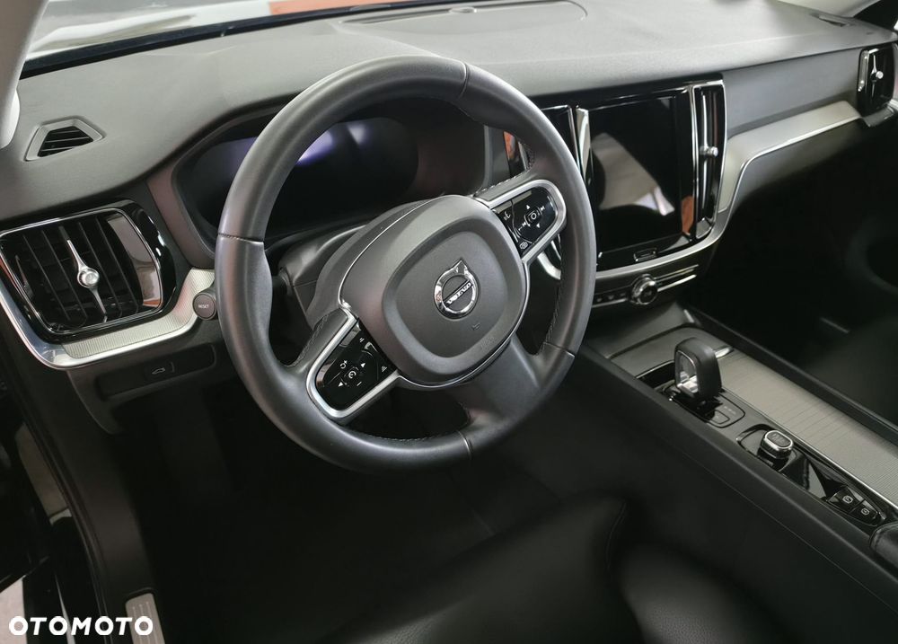 Volvo S60 B4 B DKG Plus Dark - 7