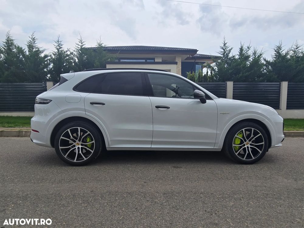 Porsche Cayenne Standard - 10
