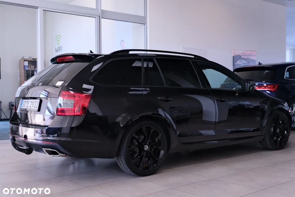 Skoda Octavia 2.0 TDI (Green tec) DSG RS - 9