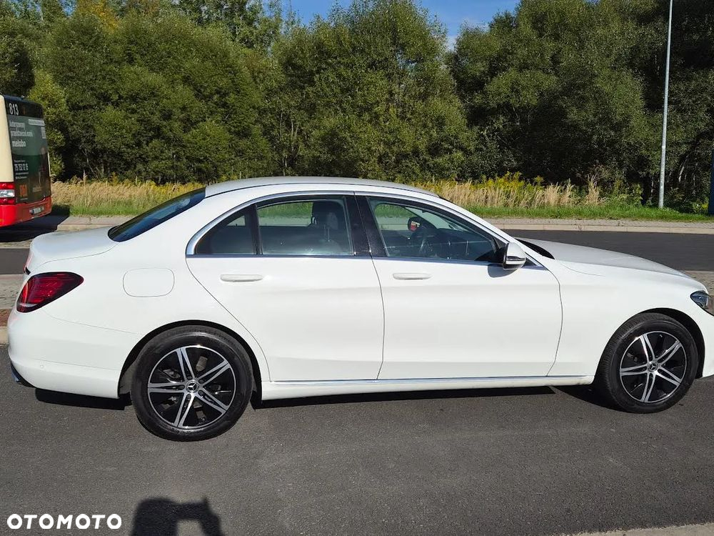 Mercedes-Benz Klasa C 160 Business Edition 9G-TRONIC - 3