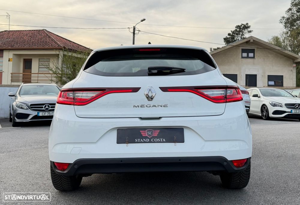 Renault Mégane 1.5 Blue dCi Zen - 11