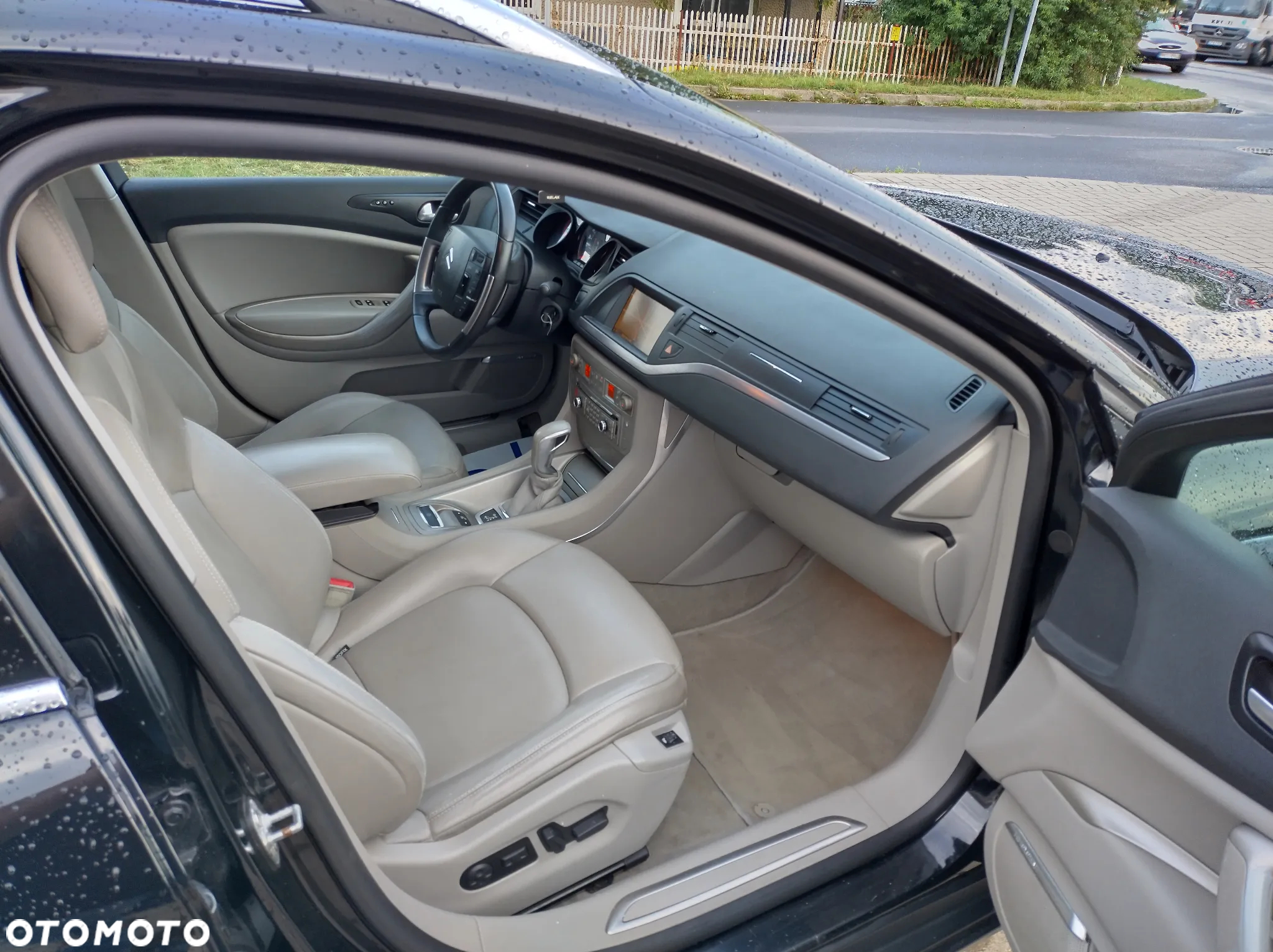 Citroën C5 Tourer V6 HDi 205 Biturbo FAP Exclusive - 17