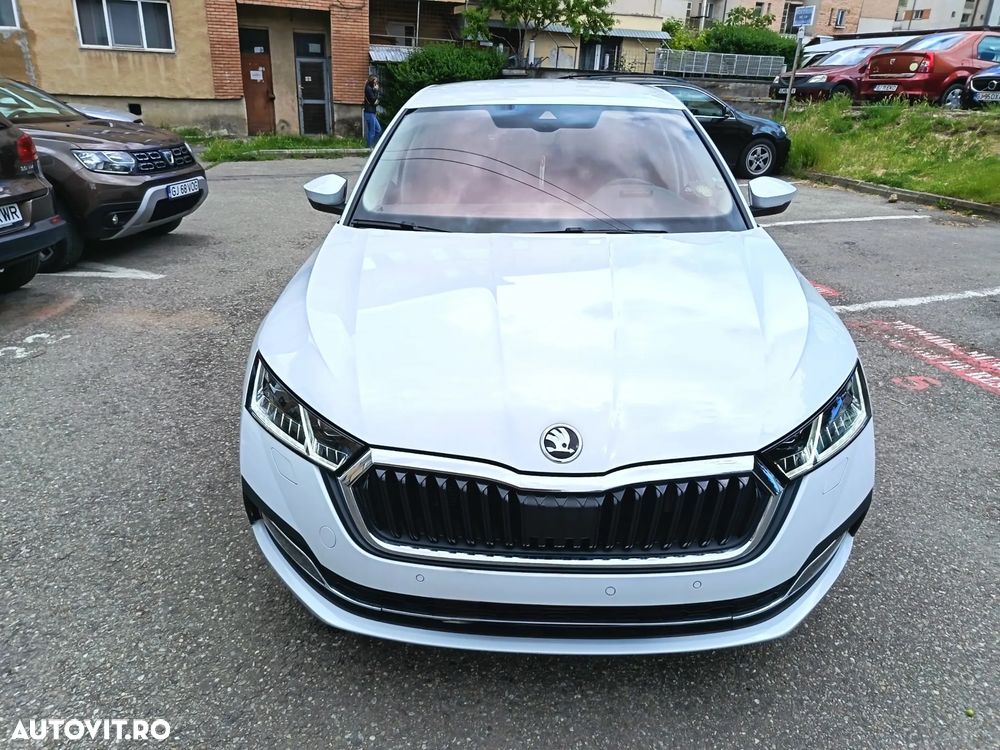 Skoda Octavia 2.0 TDI DSG Style - 2