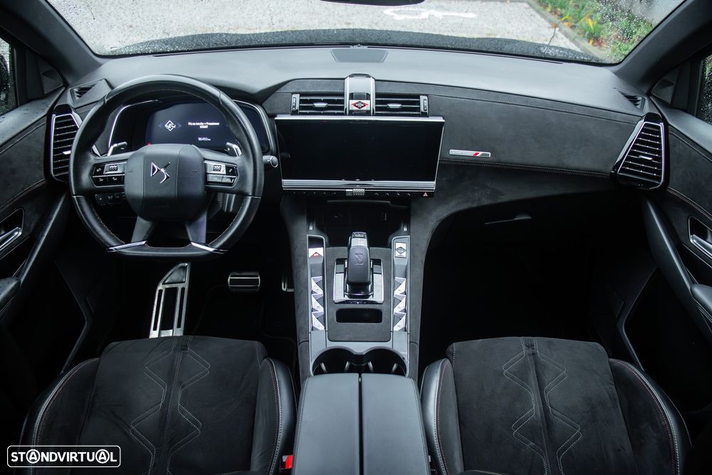 DS DS7 Crossback E-Tense Performance Line EAT8 - 13