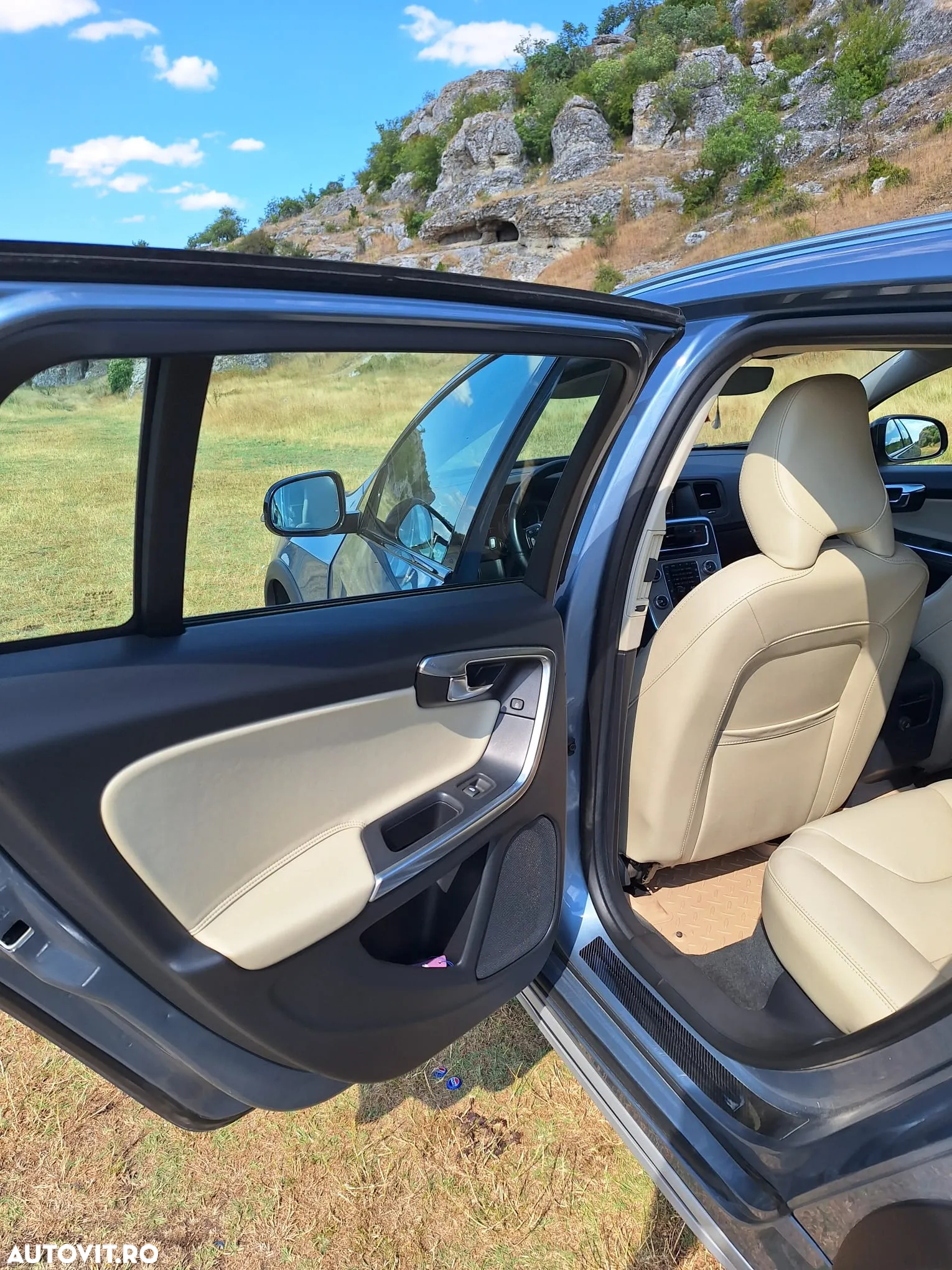 Volvo V60 Cross Country D3 Geartronic - 9