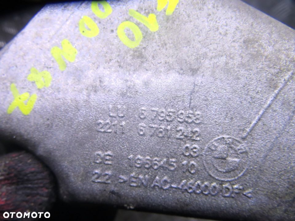 ŁAPA WSPORNIK 5 F10 F11 2.0 D N47 6795958 SILNIKA PRAWA BMW 2010-2017 - 6