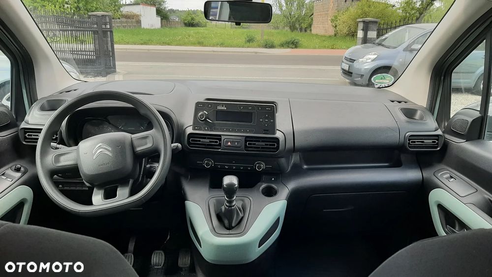 Citroën Berlingo XL PureTech 110 SHINE - 11