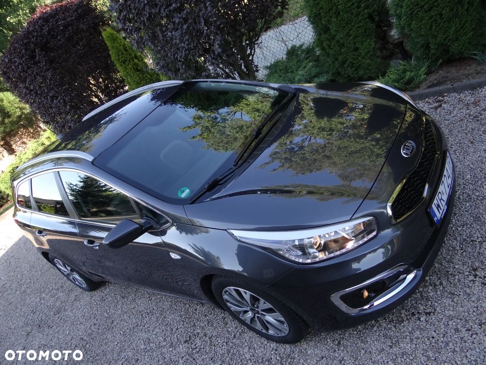 Kia Ceed 1.4 CVVT Dream-Team Edition - 4