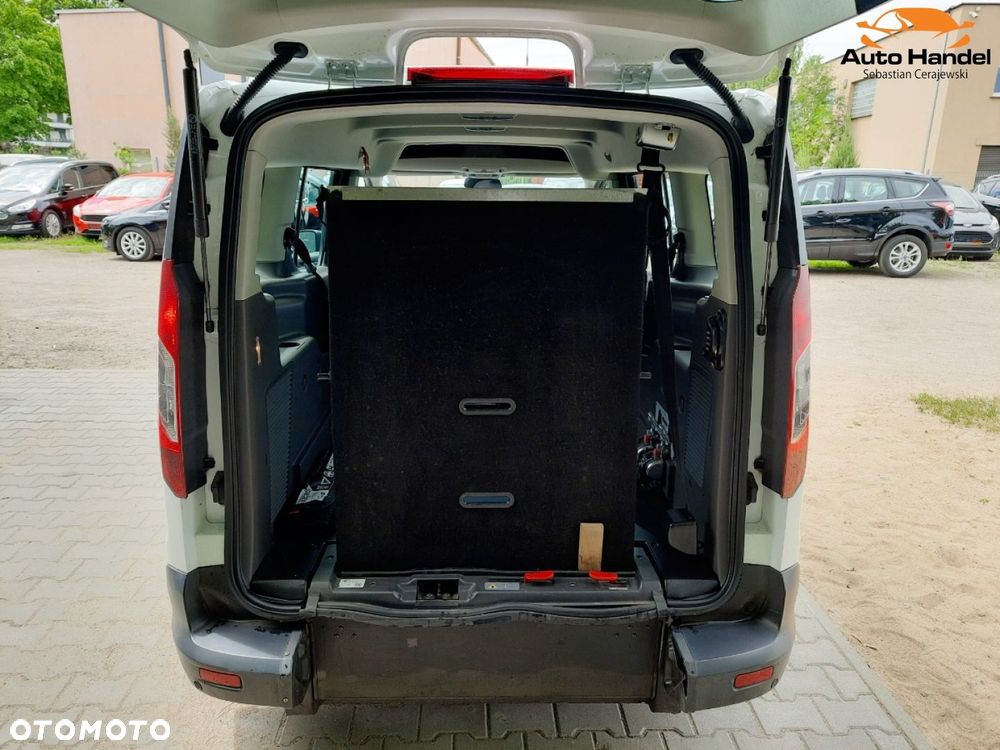 Ford Tourneo Connect - 15