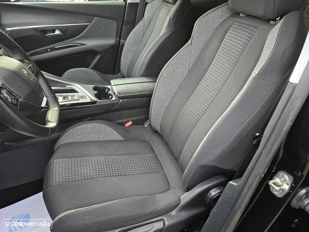 Peugeot 3008 1.5 BlueHDi Allure Pack EAT8 - 14