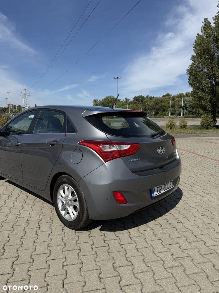 Hyundai i30 blue 1.6 CRDi Classic - 4