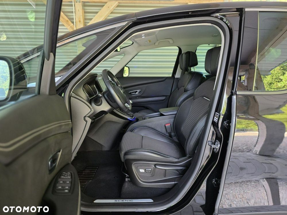 Renault Scenic - 11