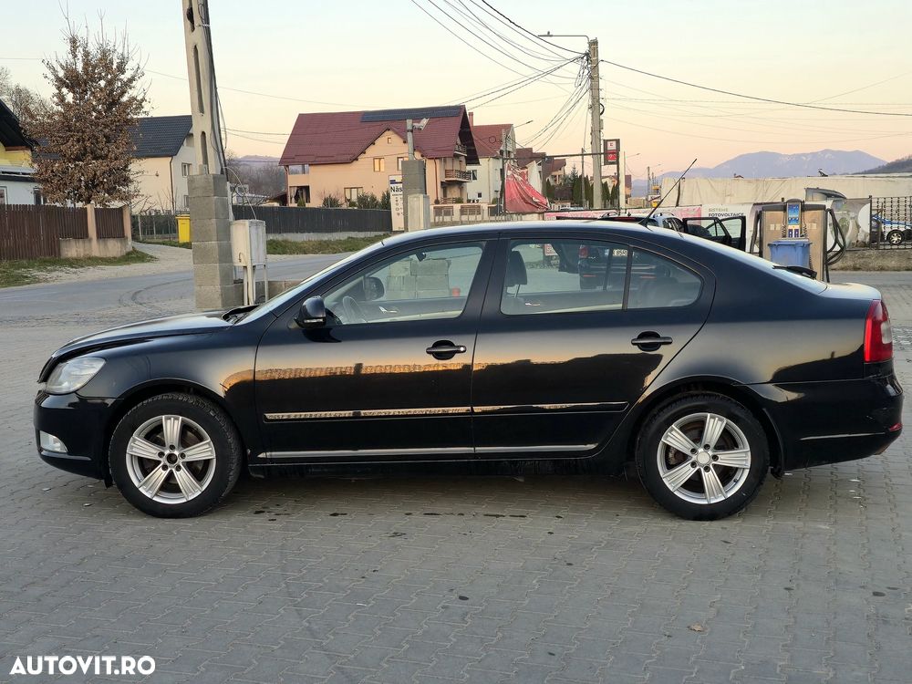 Skoda Octavia 1.6 TDI DPF Ambiente - 11