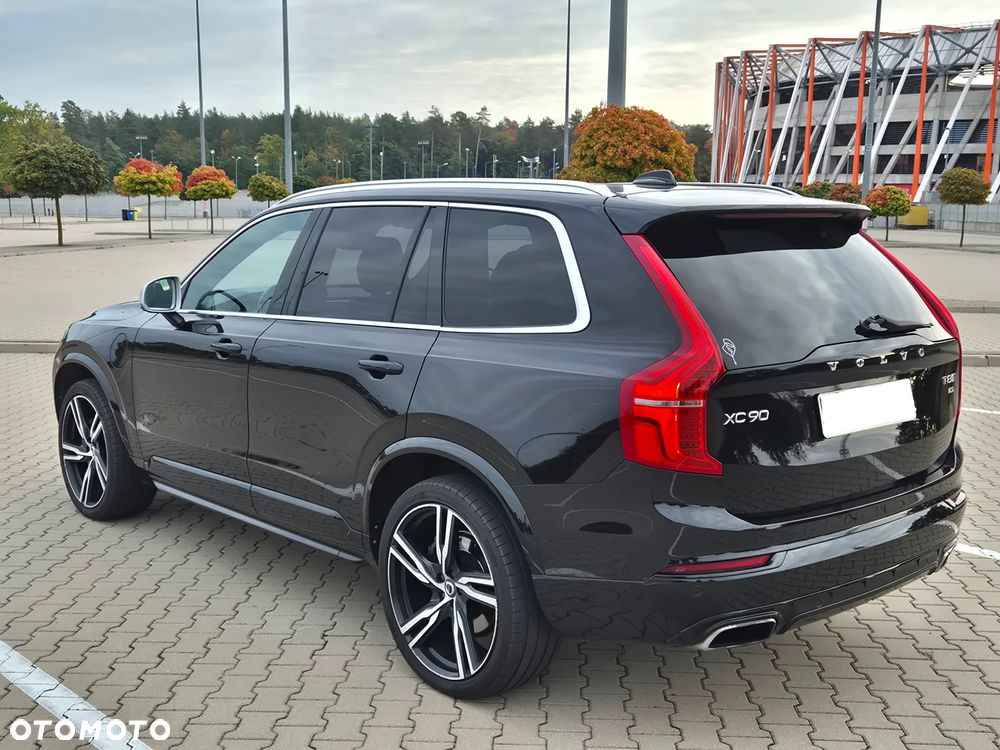 Volvo XC 90 - 8