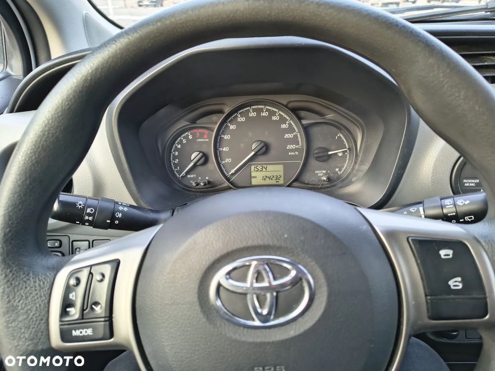 Toyota Yaris 1.0 Active - 13