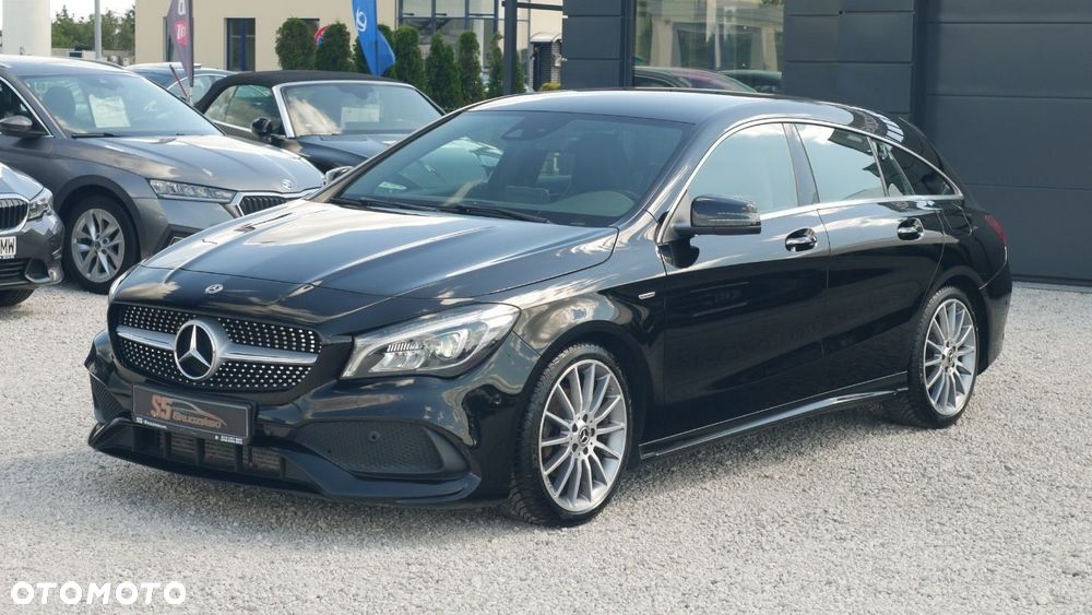 Mercedes-Benz CLA - 4