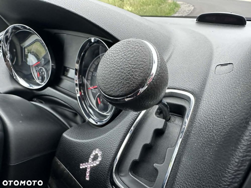 Dodge Grand Caravan 3.6 Express - 21