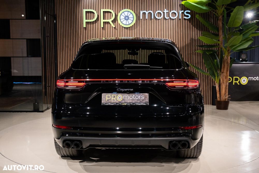 Porsche Cayenne Standard - 7